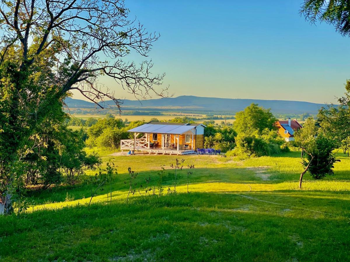 Bohemian Eco Lodge At Lake Balaton Kisapati Екстериор снимка