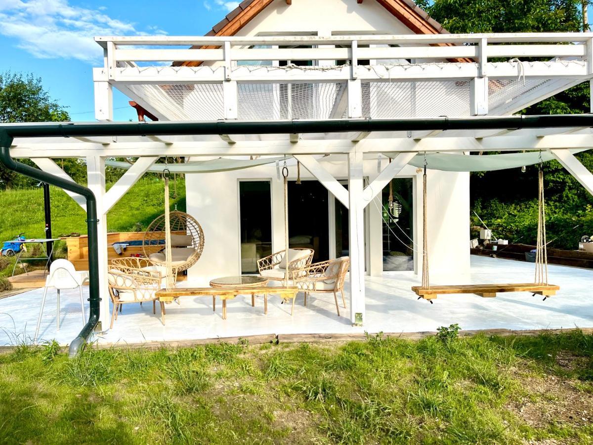 Bohemian Eco Lodge At Lake Balaton Kisapati Екстериор снимка